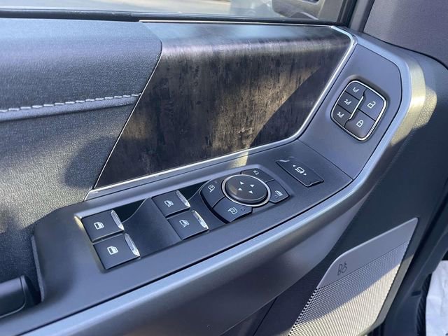 New 2026 Ford F250 Lariat w/ Black Appearance Package image 14