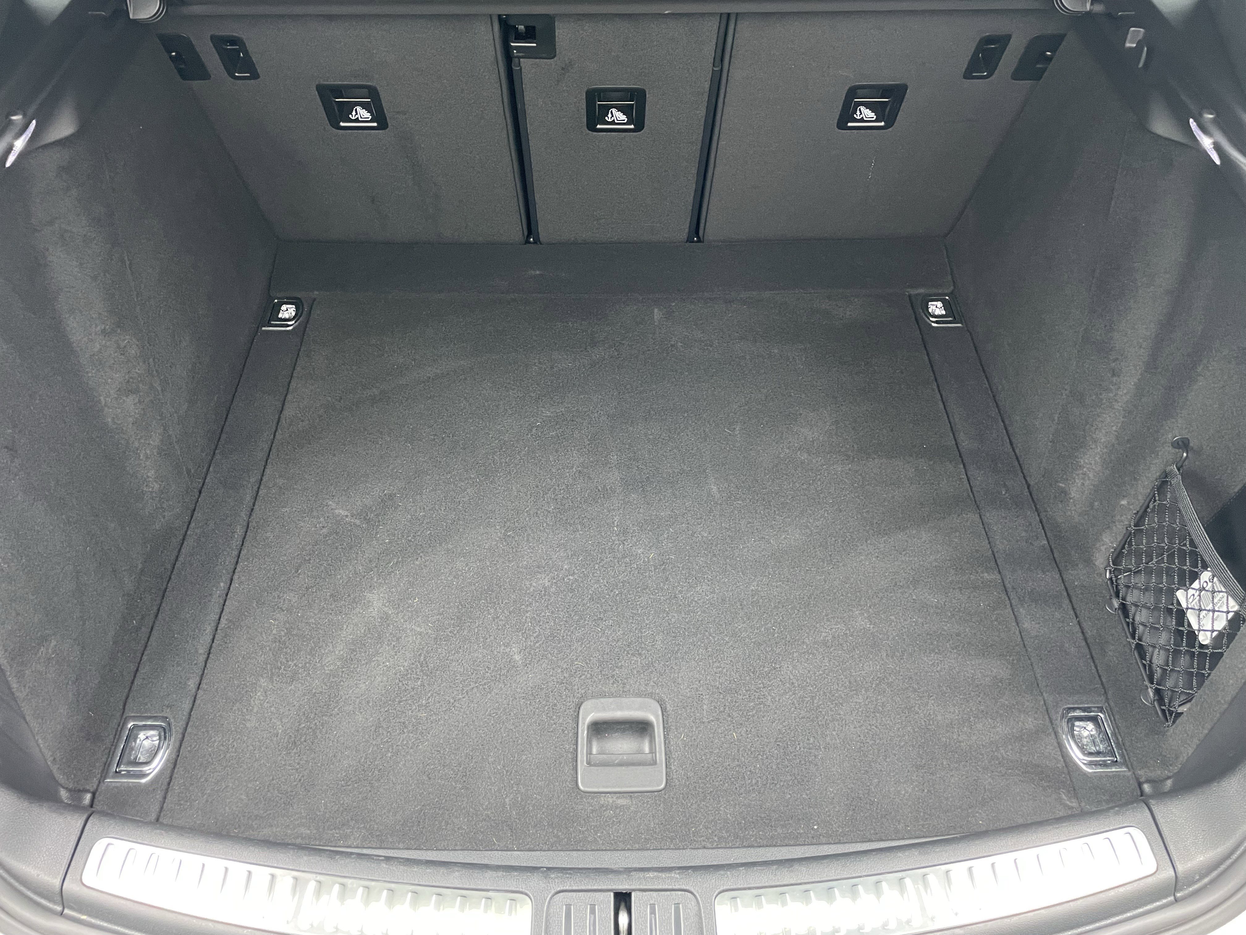 Used 2022 Porsche Macan image 34