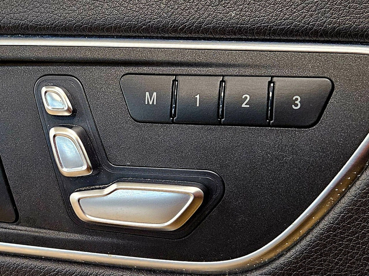 Used 2018 Mercedes-Benz CLA 250 CLA 250 4MATIC COUPE image 25