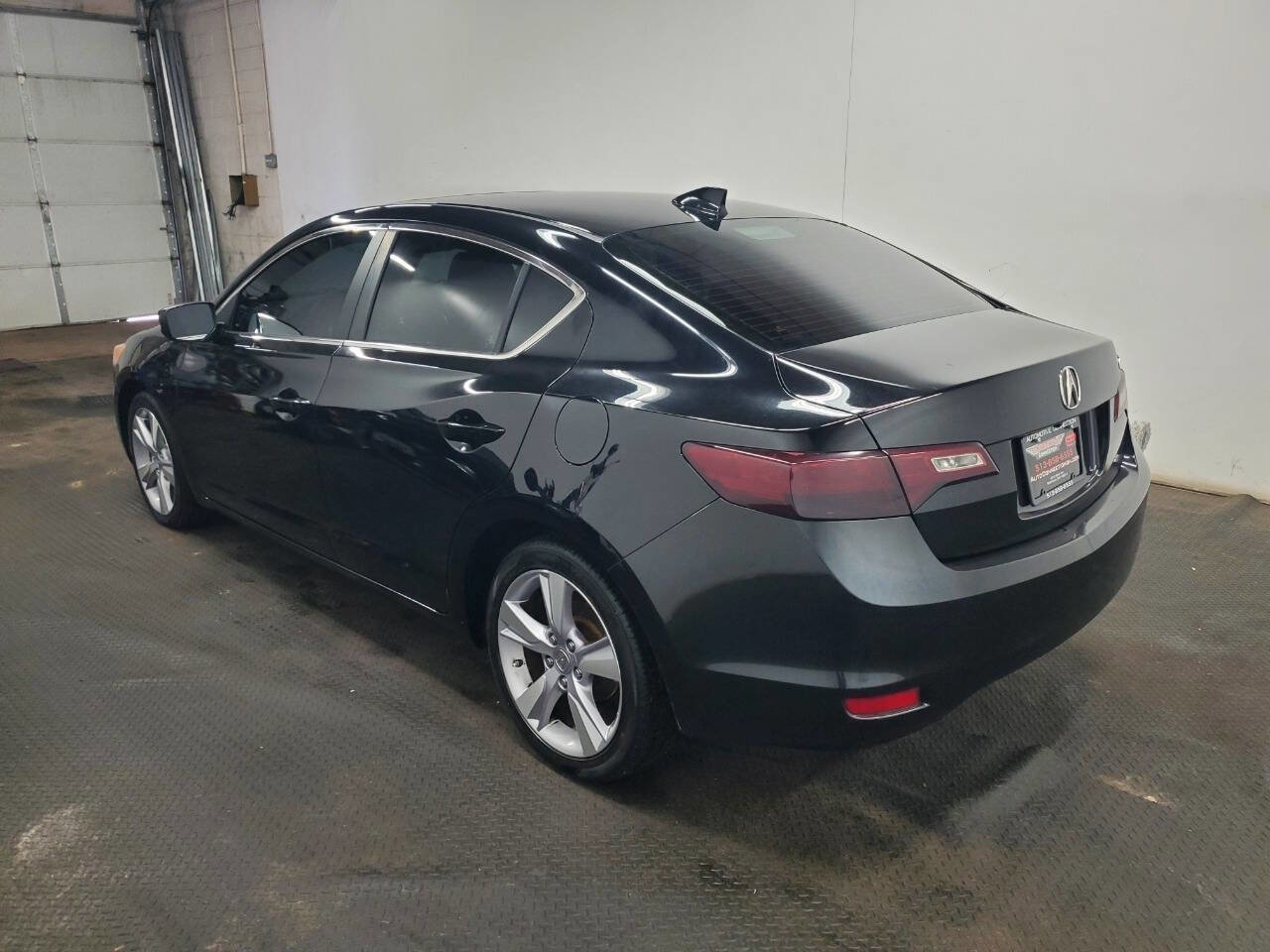 Used 2013 Acura ILX w/ Premium Package image 5