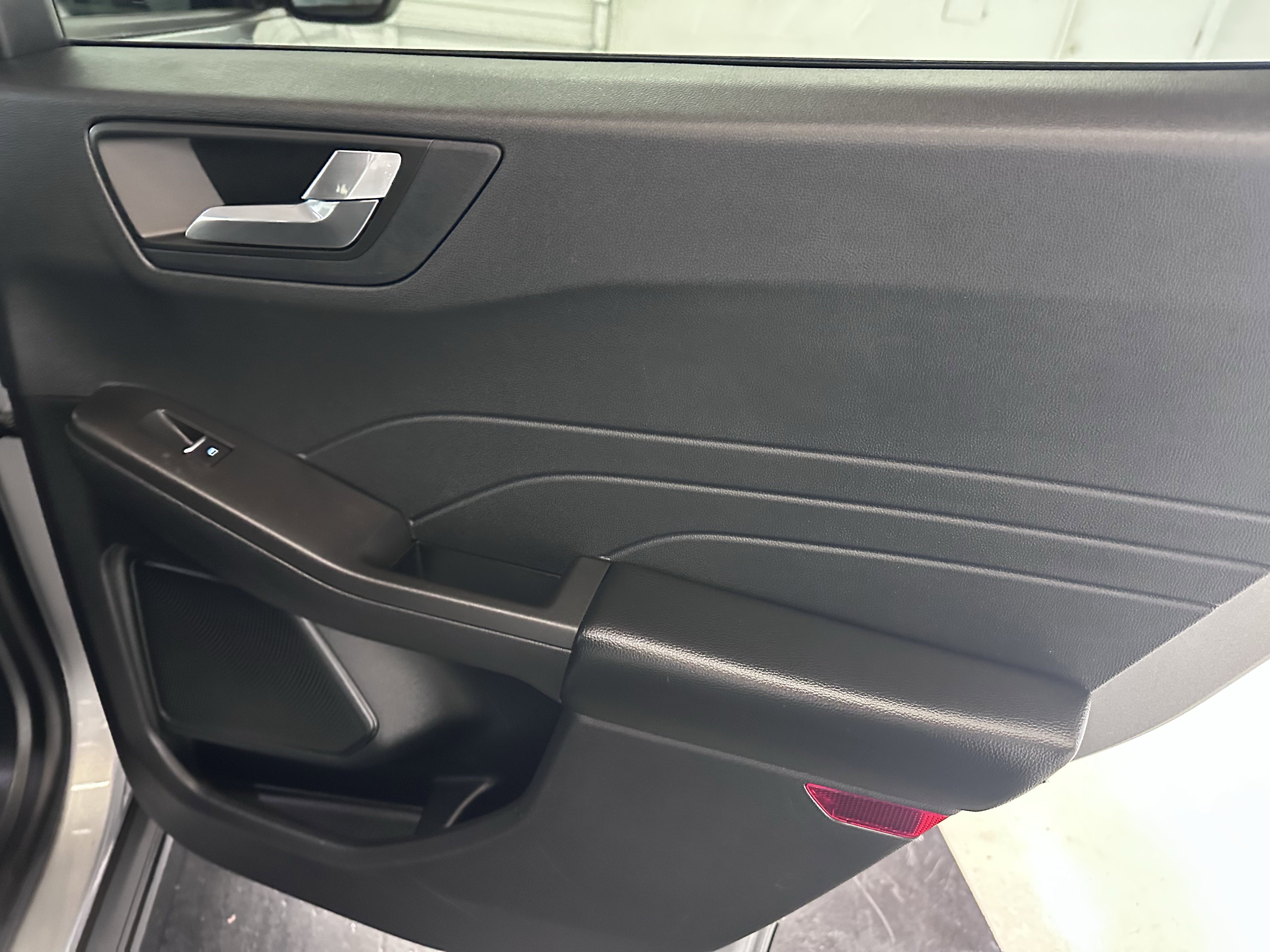 Used 2021 Ford Escape SEL AWD/4WD image 33