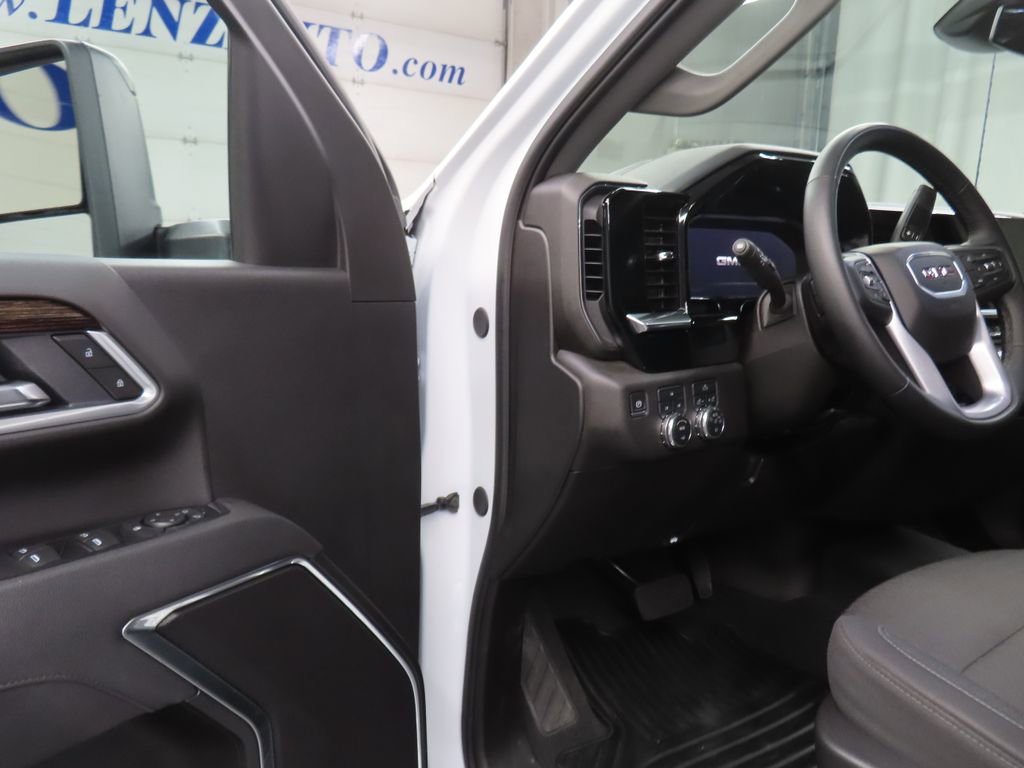 Used 2025 GMC Sierra 2500 SLE w/ SLE Convenience Package AWD/4WD image 52