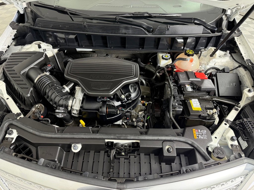 Used 2019 Cadillac XT5 Premium Luxury w/ LPO, Radiant Package image 28