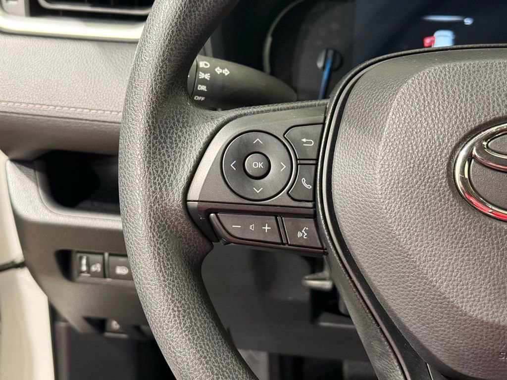 Certified 2025 Toyota RAV4 LE image 23