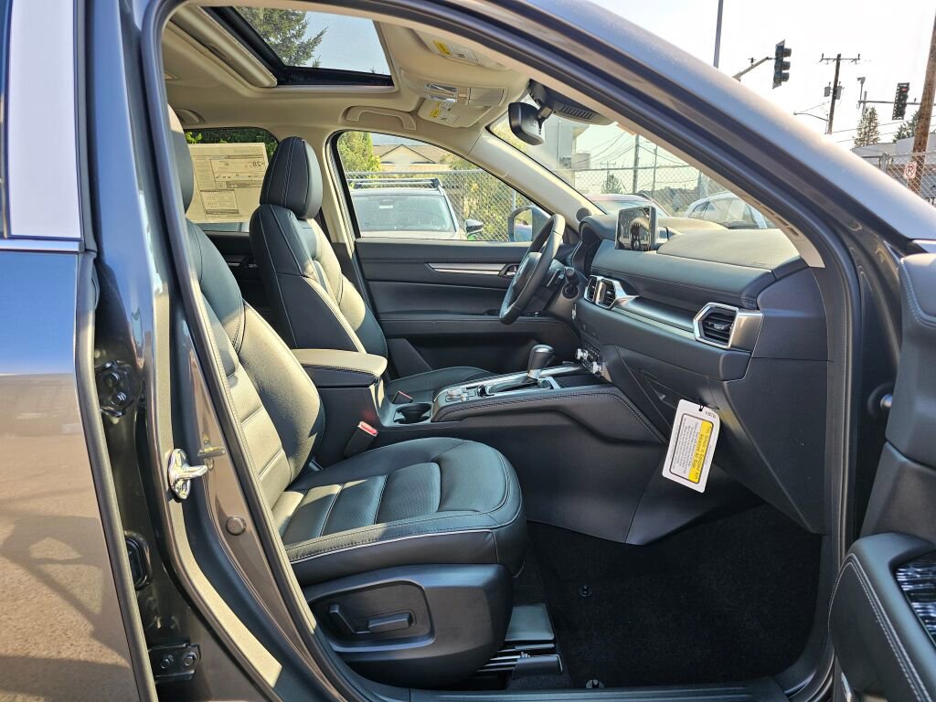 New 2025 MAZDA CX-5 AWD 2.5 S w/ Premium Plus Pkg image 10