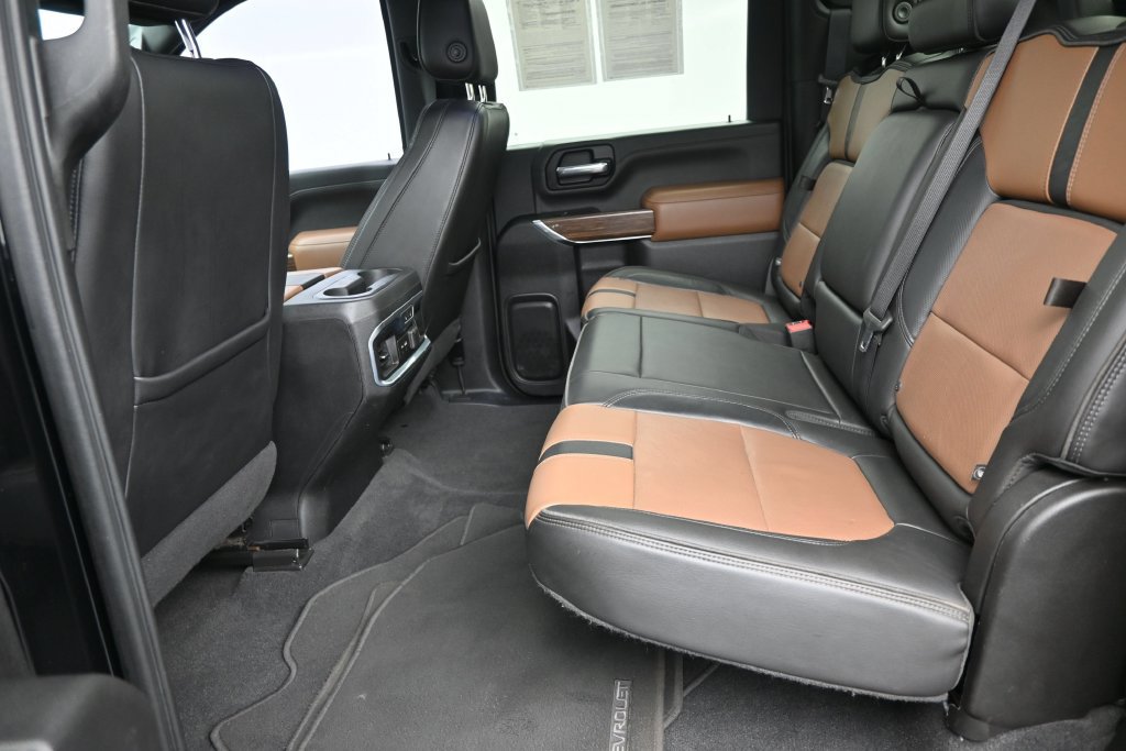Used 2020 Chevrolet Silverado 3500 High Country AWD/4WD image 14