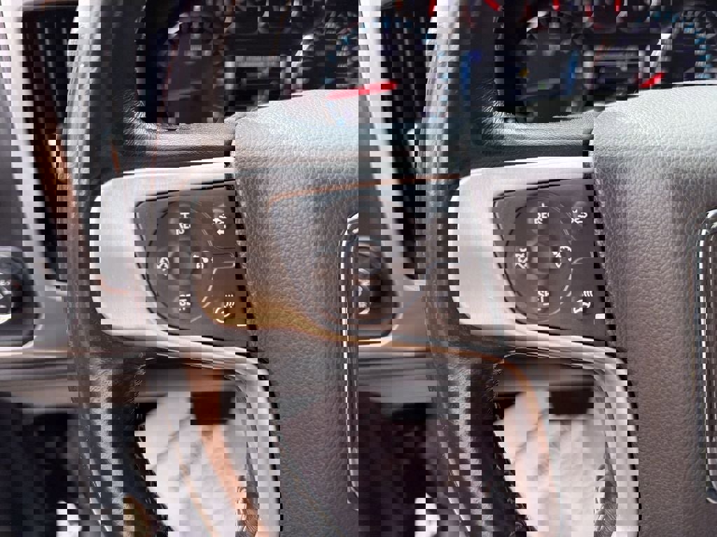 Used 2018 GMC Sierra 1500 SLT image 20