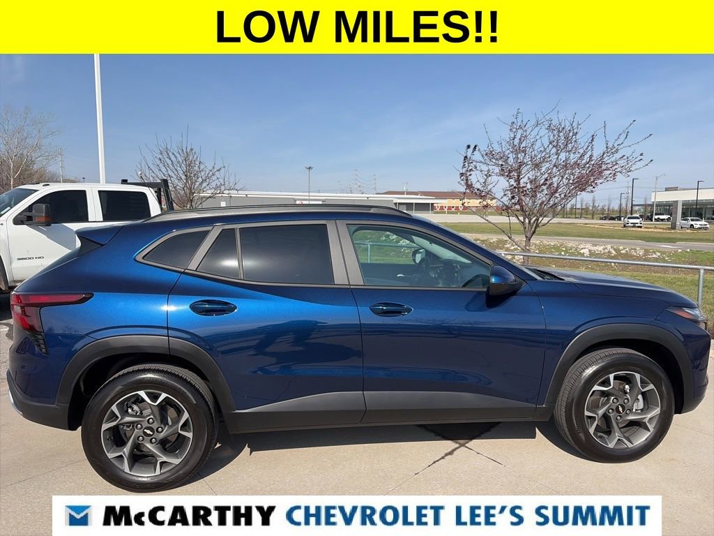 Certified 2024 Chevrolet Trax LT w/ Driver Confidence Package image 14