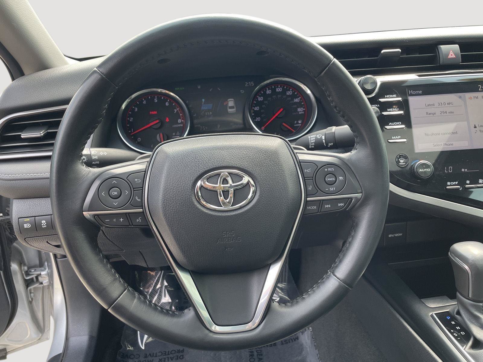 Used 2020 Toyota Camry XSE FWD image 22
