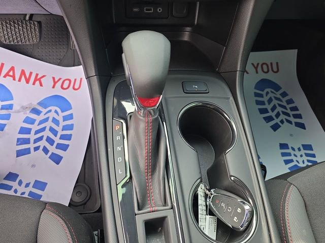 Used 2022 Chevrolet Equinox RS w/ Infotainment Package image 27