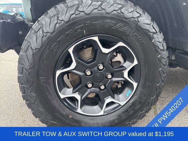 Used 2023 Jeep Wrangler Unlimited Rubicon 4xe w/ Cold Weather Group AWD/4WD image 4