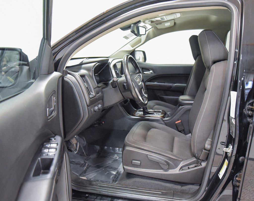 Used 2021 GMC Canyon Elevation image 2