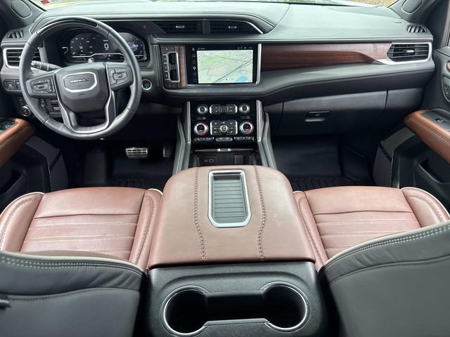 Used 2024 GMC Yukon Denali Ultimate w/ LPO, Floor Liner Package AWD/4WD image 20