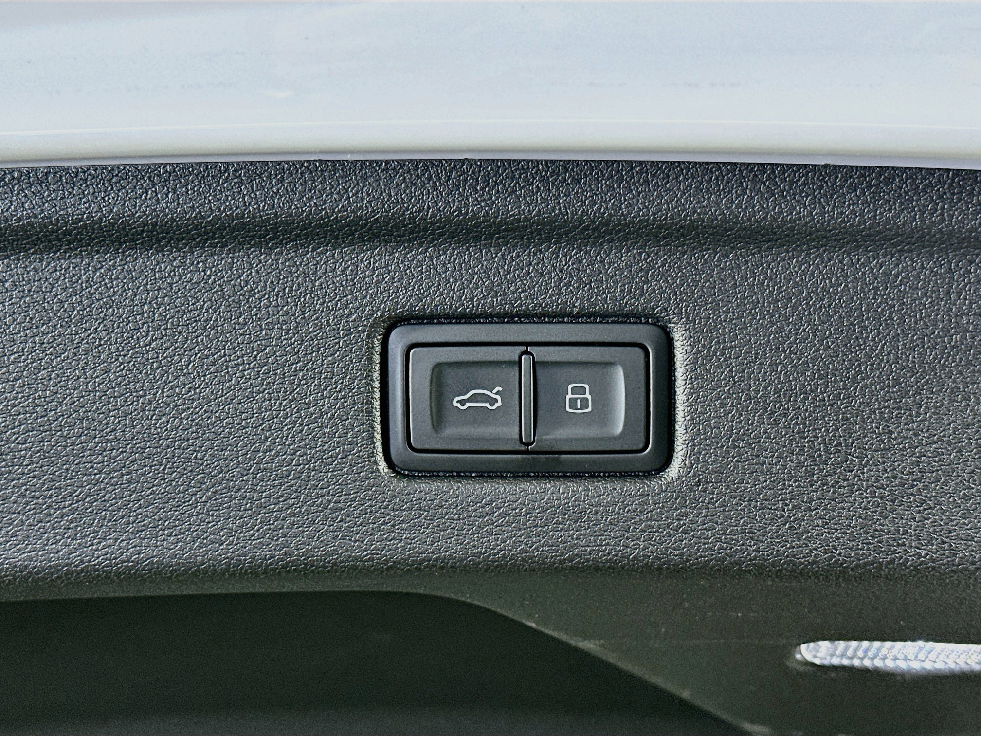 Used 2025 Audi A5 2.0T Premium Plus AWD/4WD image 30