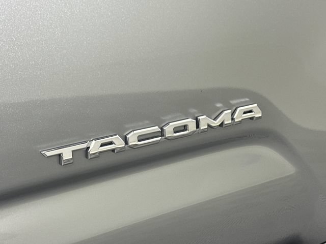 Certified 2023 Toyota Tacoma TRD Off-Road w/ Technology Package AWD/4WD image 17