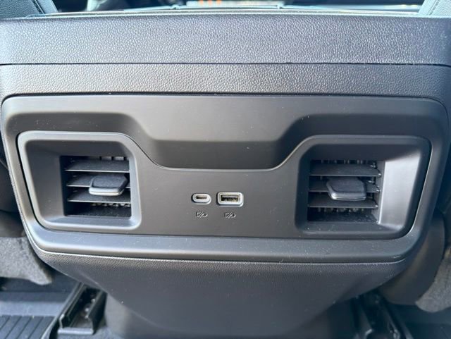 Used 2022 Chevrolet Silverado 1500 LT Trail Boss w/ LT Trail Boss Premium Package AWD/4WD image 17