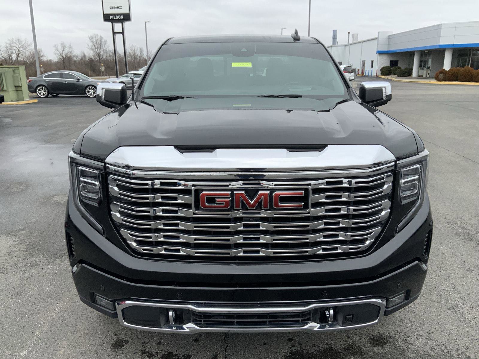 Used 2023 GMC Sierra 1500 Denali image 3