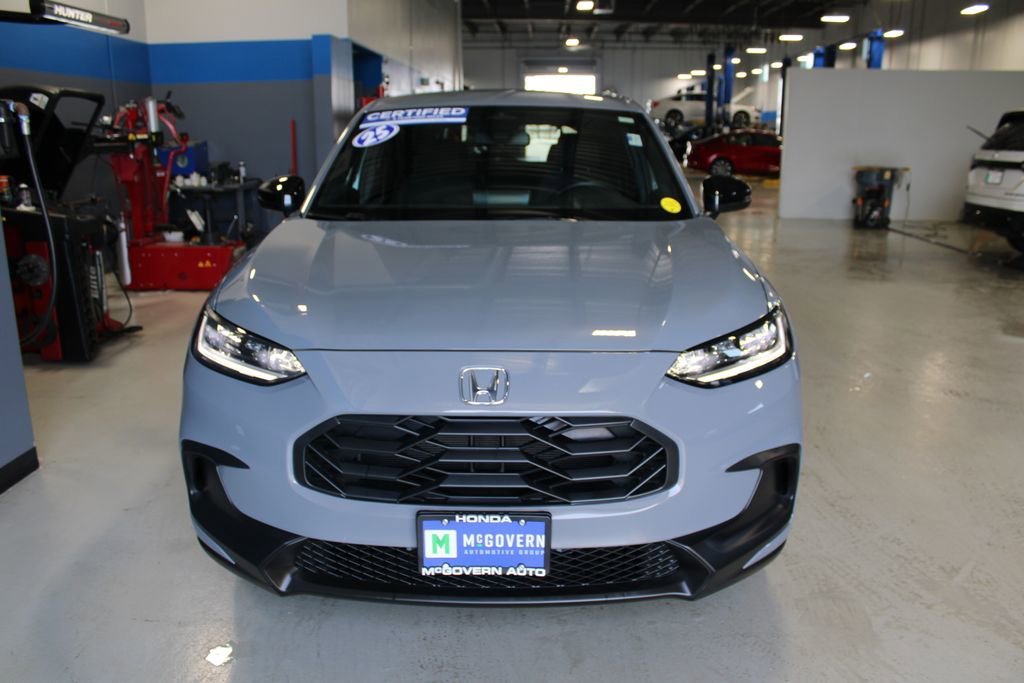 Used 2025 Honda HR-V Sport image 3