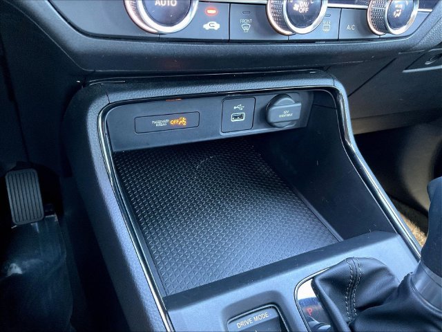 Used 2025 Honda CR-V LX image 17