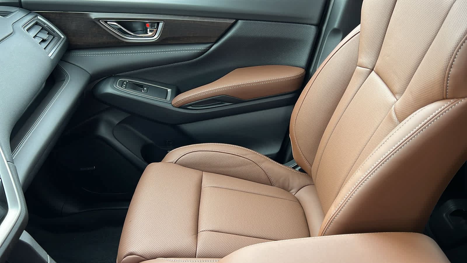 New 2026 Subaru Ascent Touring AWD/4WD image 12