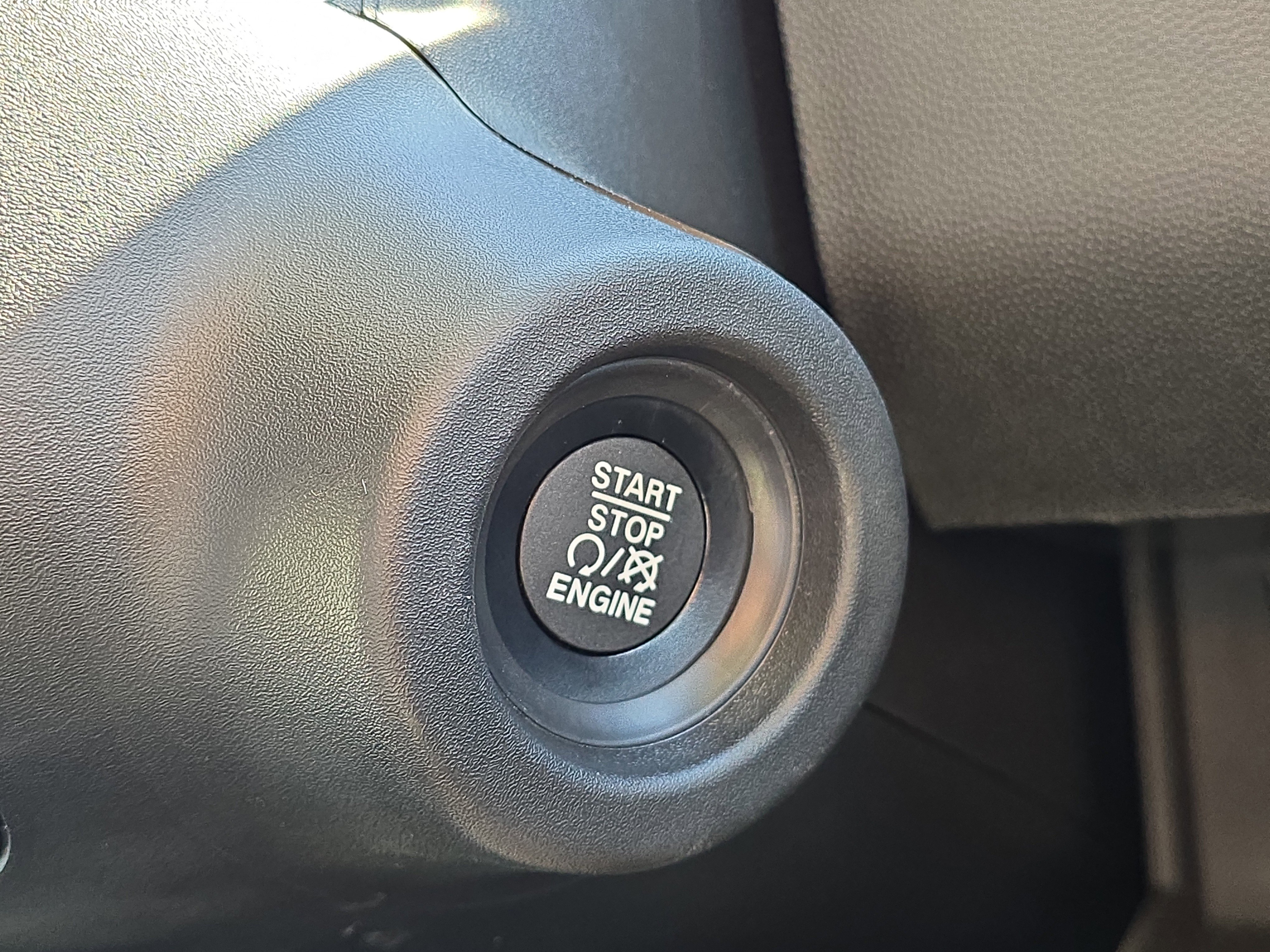 Used 2025 RAM ProMaster 2500 w/ Quick Order Package 22G SLT image 17