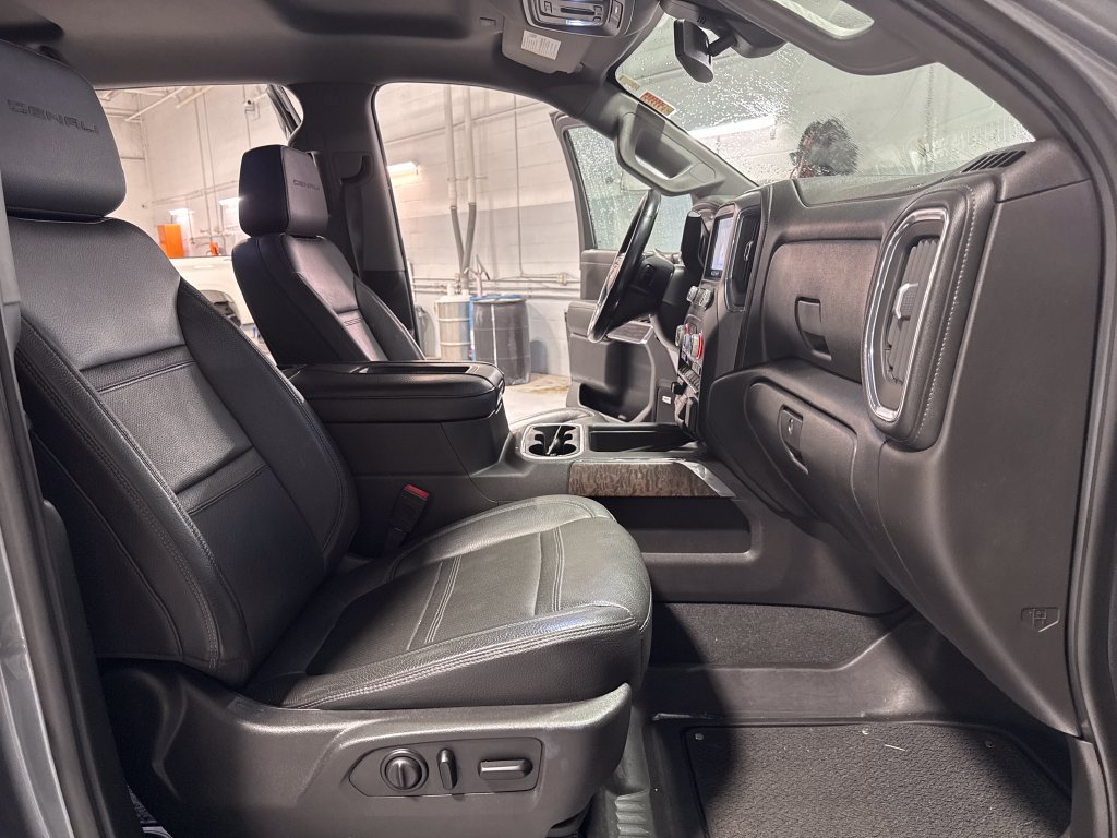 Used 2021 GMC Sierra 1500 Denali w/ Driver Alert Package II AWD/4WD image 34