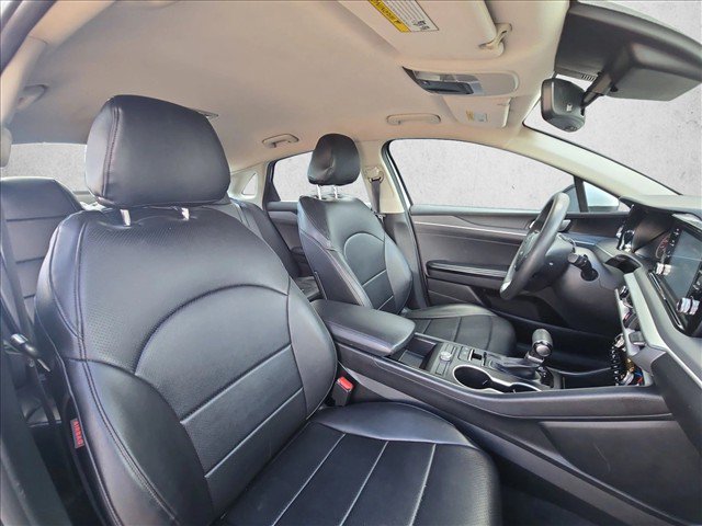 Used 2022 Kia K5 LXS FWD image 19