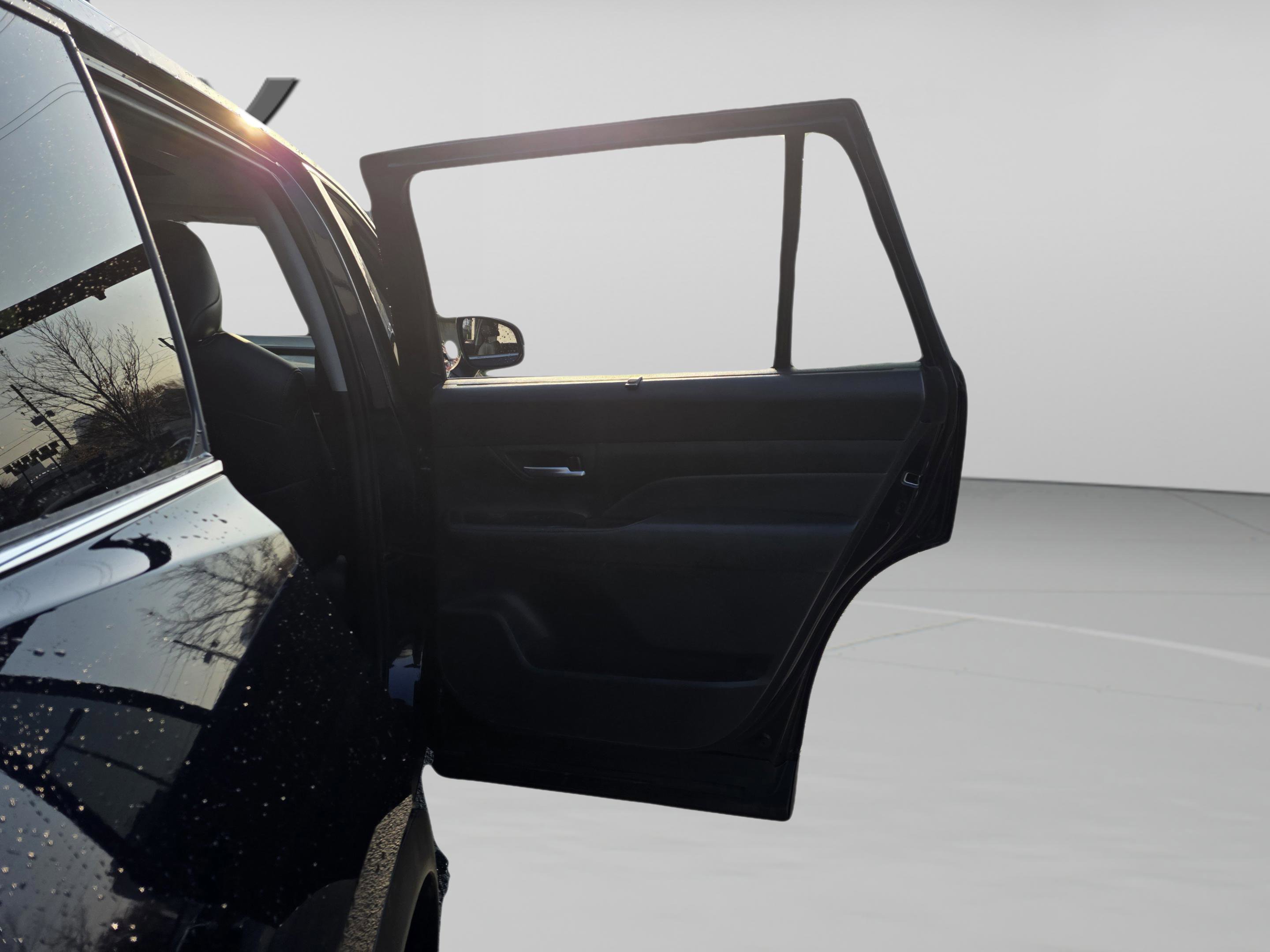 Used 2024 Toyota Grand Highlander XLE image 23