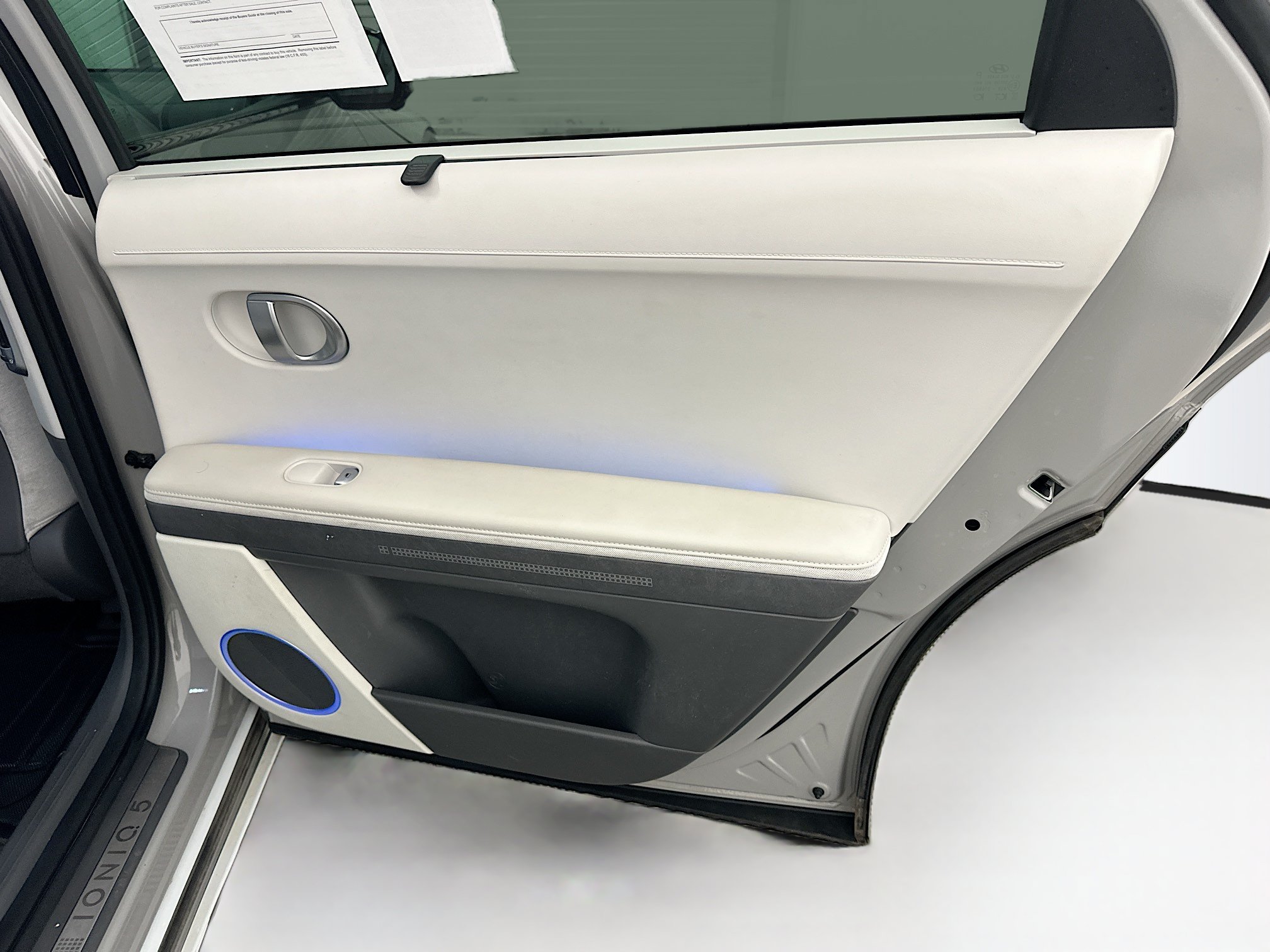 Used 2024 Hyundai Ioniq 5 Limited AWD/4WD image 33