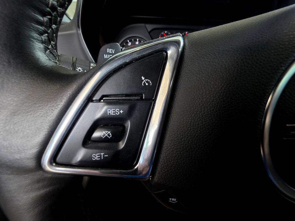 Used 2023 Chevrolet Camaro LT RWD image 21
