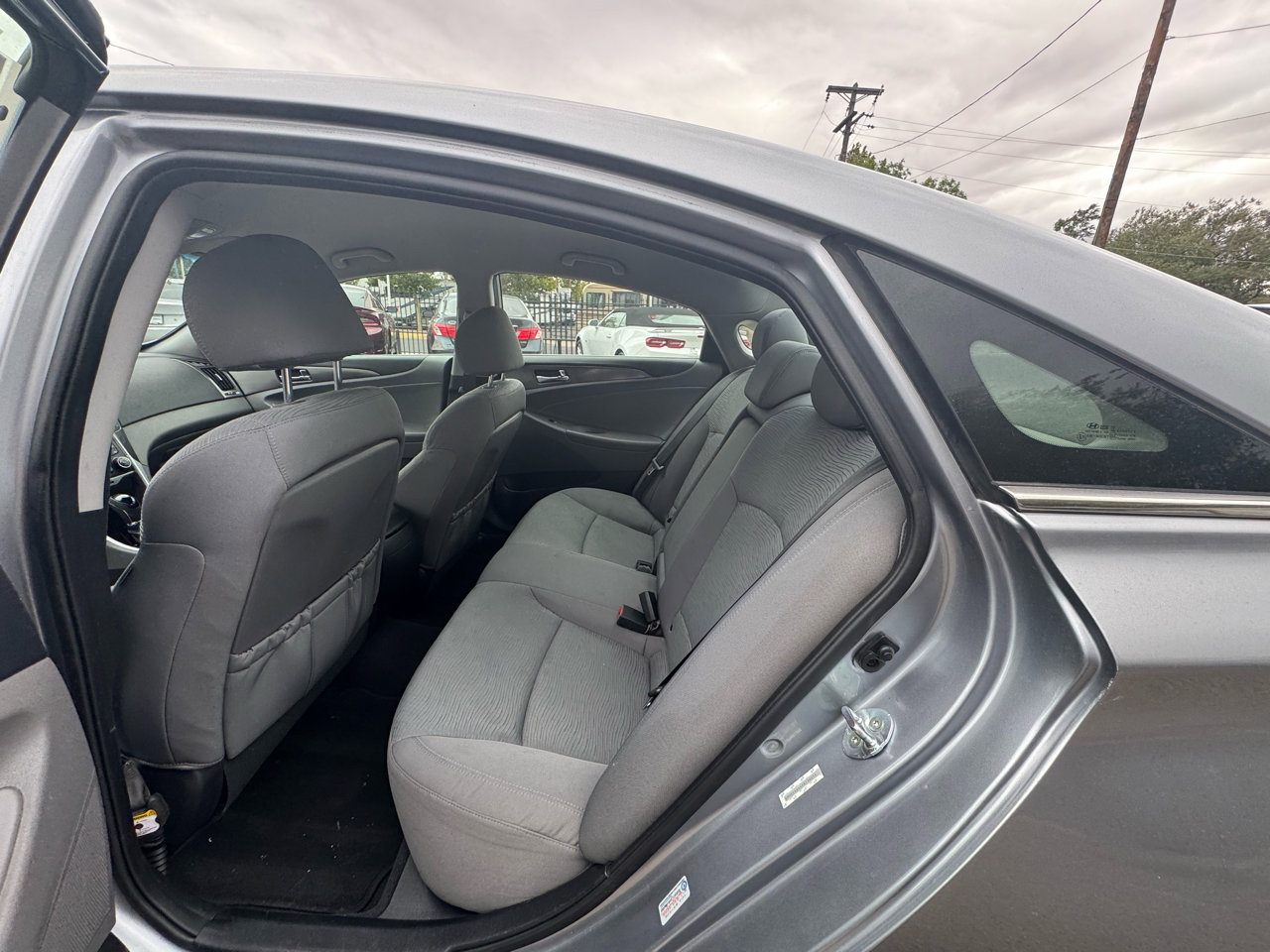 Used 2015 Hyundai Sonata Hybrid image 16