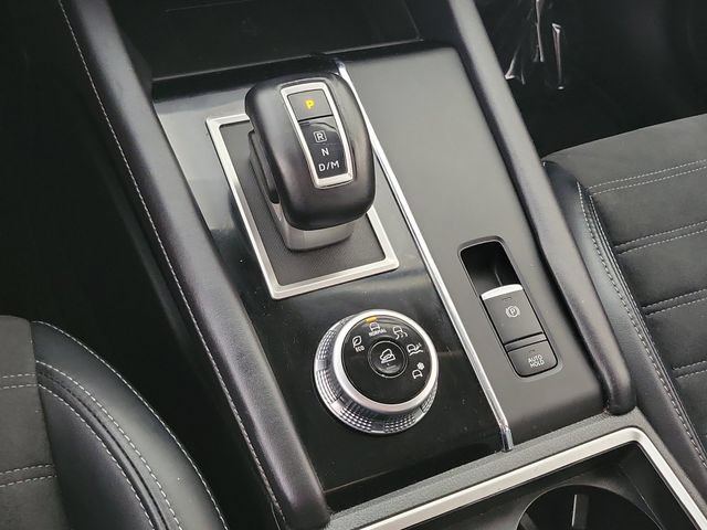 Used 2024 Mitsubishi Outlander SE Black Edition FWD image 30