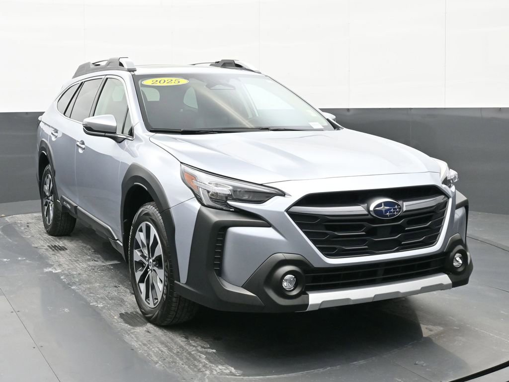 Used 2025 Subaru Outback Touring XT image 8