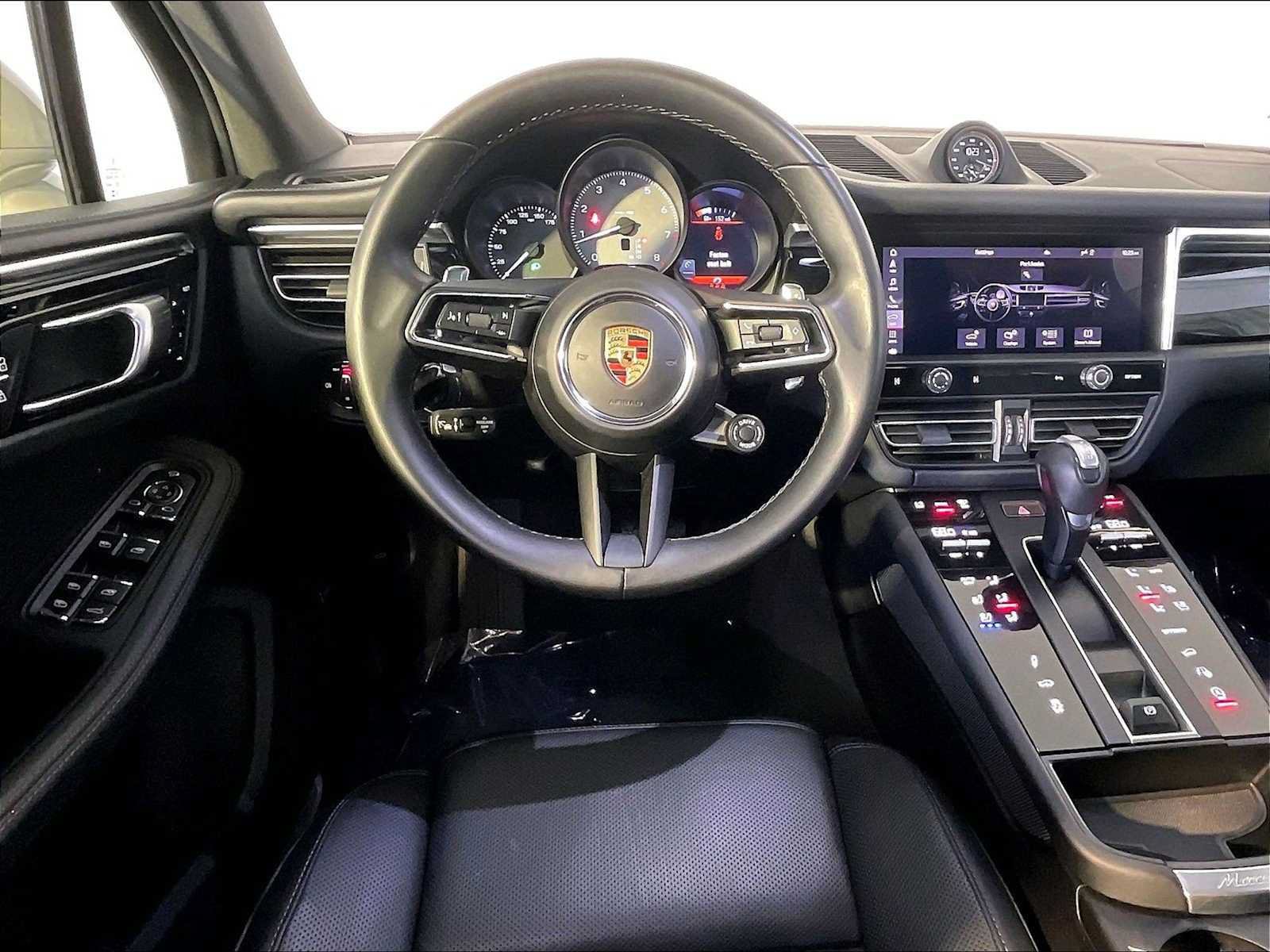 Certified 2023 Porsche Macan S AWD/4WD image 13