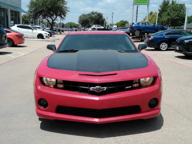 Used 2010 Chevrolet Camaro SS w/ RS Package RWD image 2