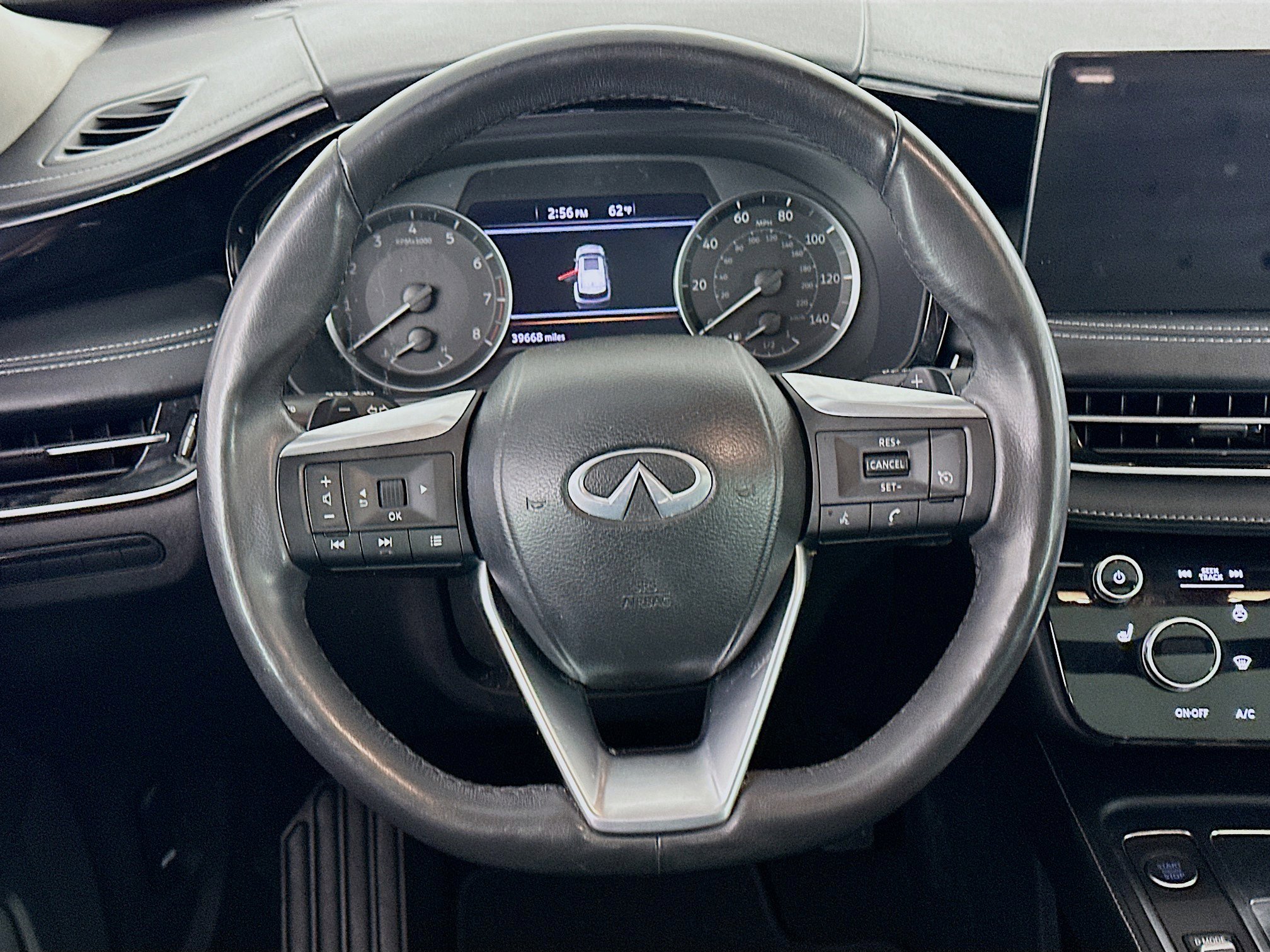 Used 2023 INFINITI QX60 Pure image 18