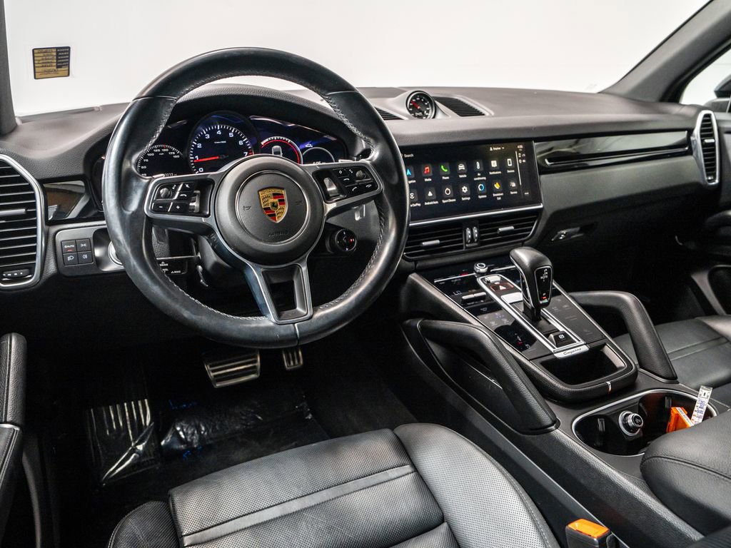 Used 2022 Porsche Cayenne S AWD/4WD image 4