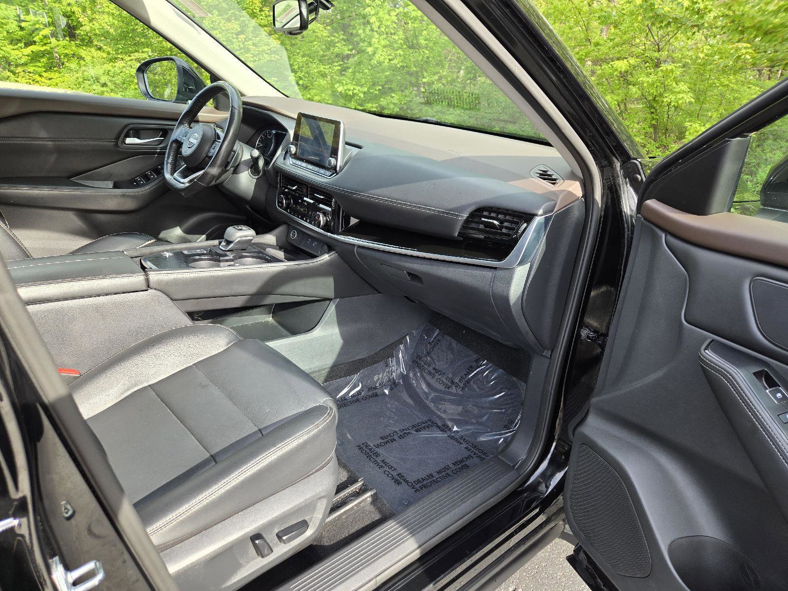 Used 2022 Nissan Rogue SL FWD image 24