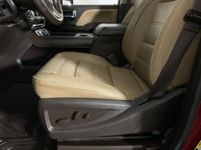 Used 2019 GMC Sierra 2500 Denali w/ Duramax Plus Package AWD/4WD image 34