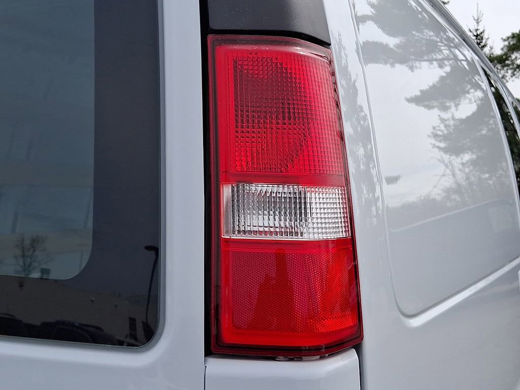 Certified 2024 GMC Savana 2500 w/ Driver Convenience Package image 12