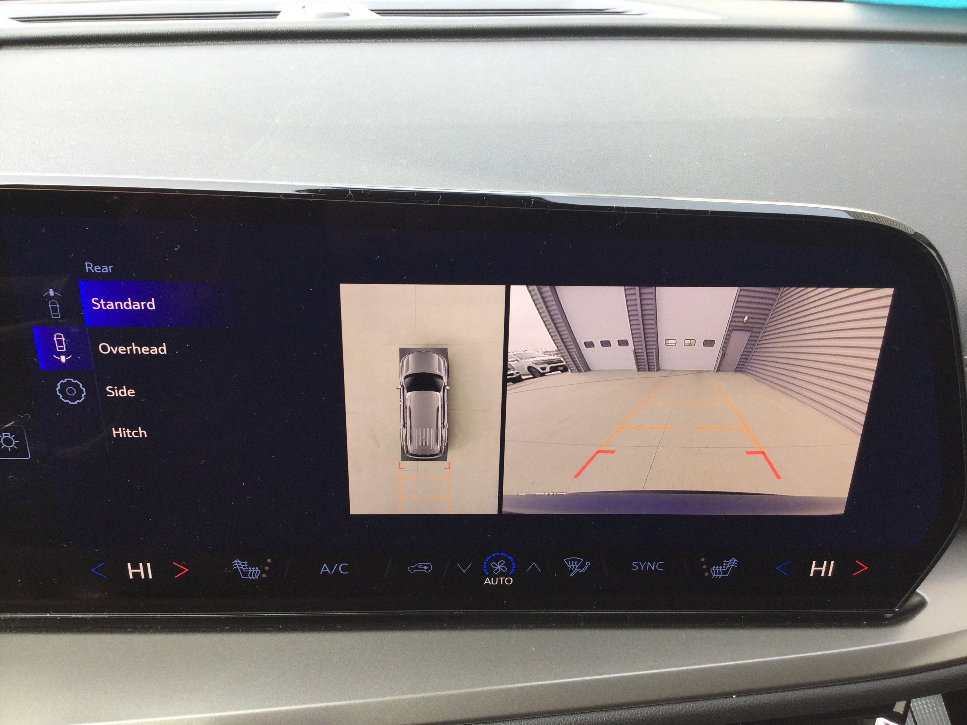 New 2026 Chevrolet Traverse LT w/ Driver Confidence Package image 17