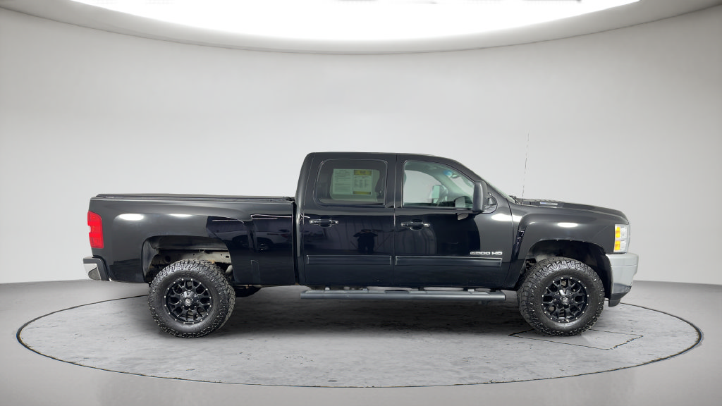 Used 2013 Chevrolet Silverado 2500 LTZ AWD/4WD image 6