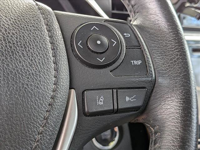 Used 2017 Toyota Corolla SE image 13