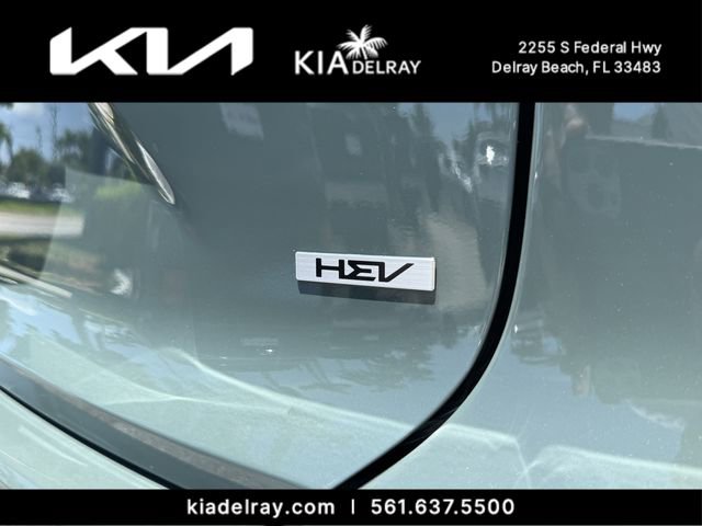 Used 2023 Kia Niro EX Touring FWD image 9