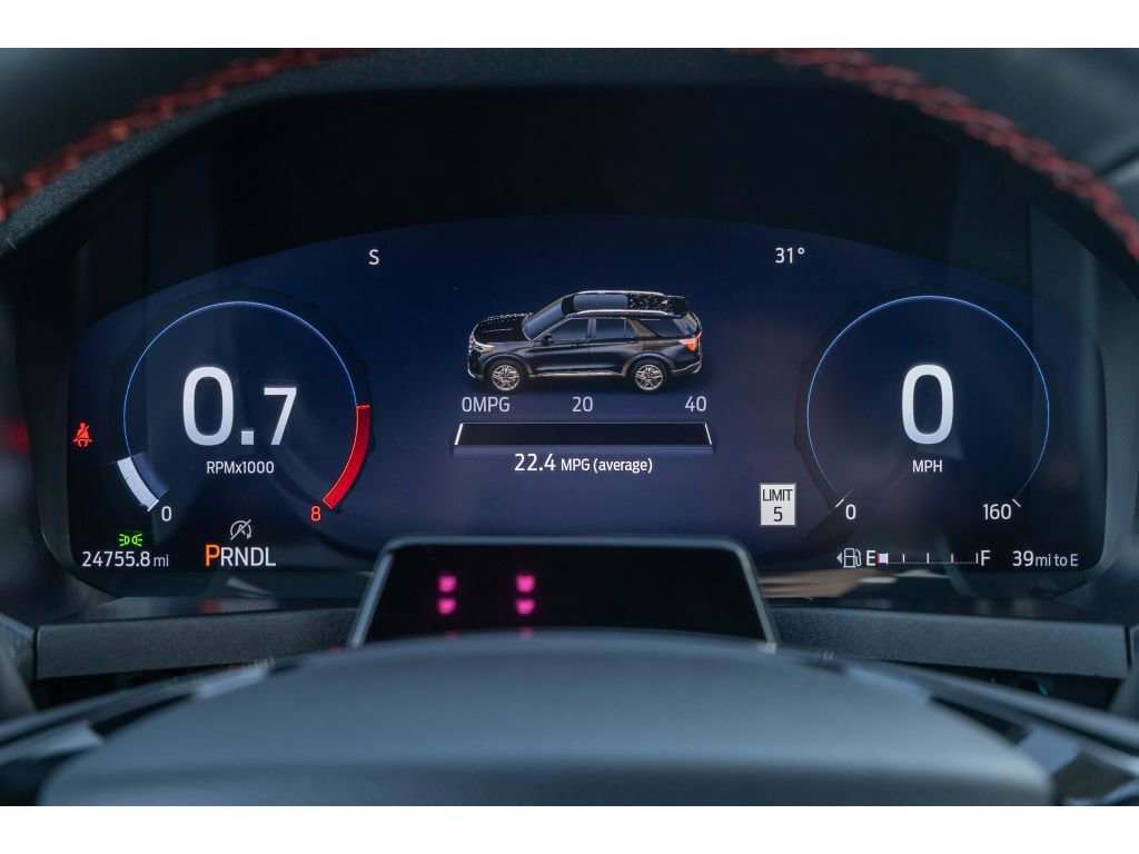 Used 2025 Ford Explorer ST-Line w/ ST-Line Street Pack image 23