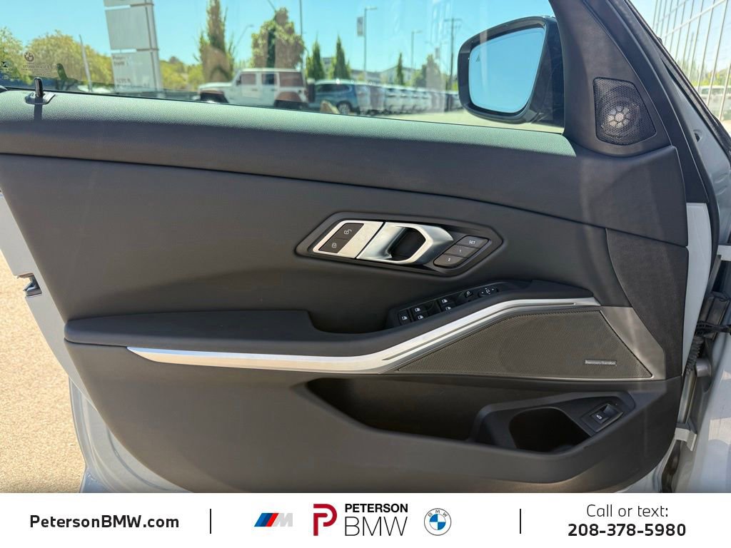 Used 2023 BMW M340i xDrive AWD/4WD image 12