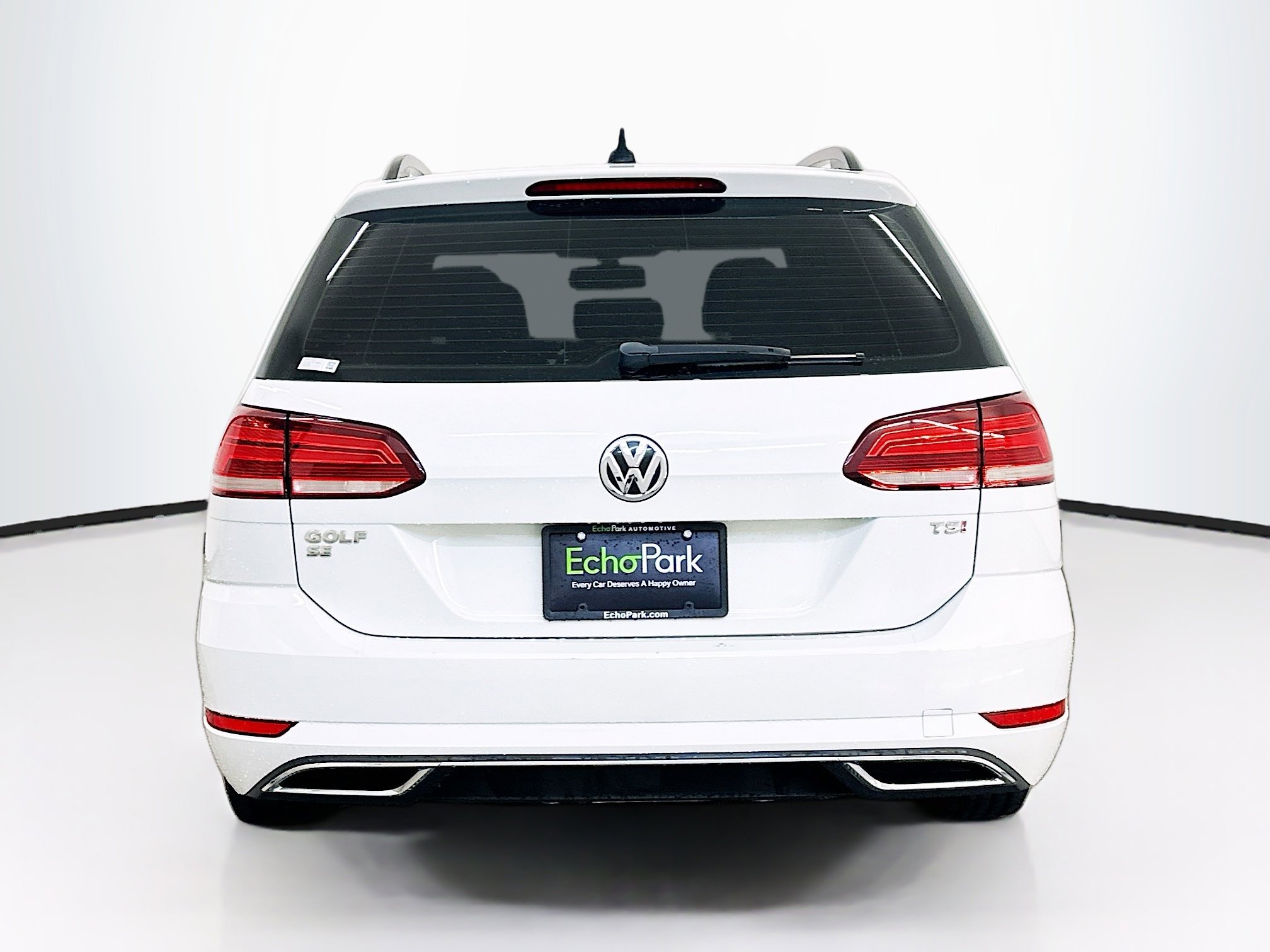 Used 2018 Volkswagen Golf SE FWD image 7