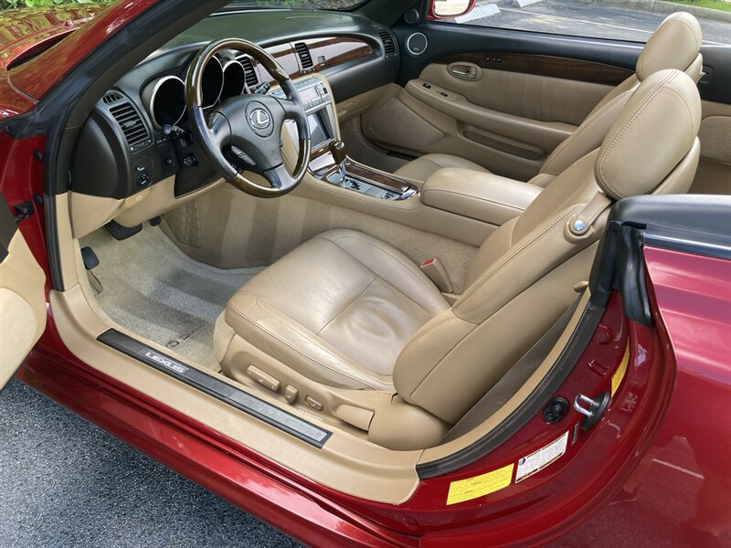 Used 2009 Lexus SC 430 Convertible RWD image 14