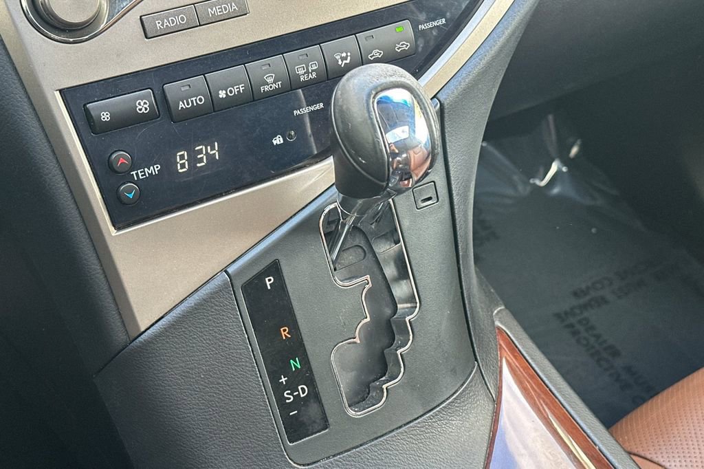 Used 2015 Lexus RX 450h AWD image 22