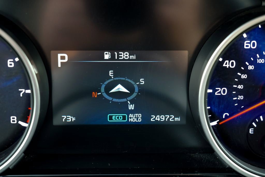 Used 2024 Kia Carnival EX image 47